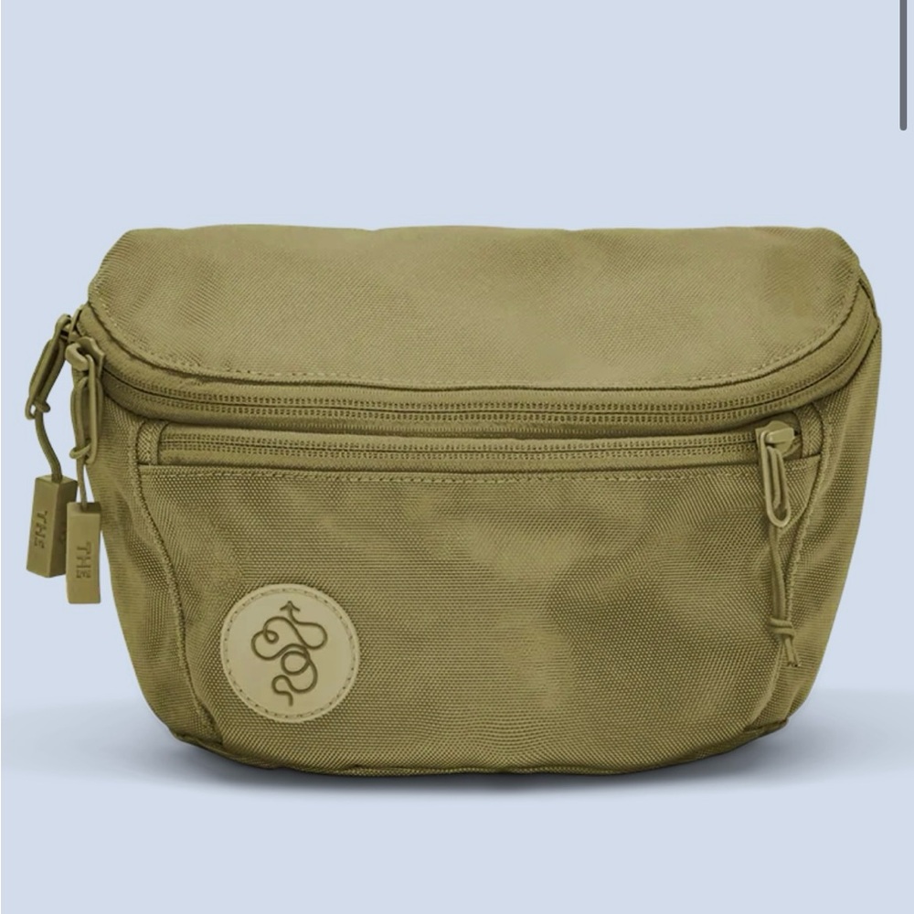 Baboon to the Moon Crocodile Fannypack NEVER USED